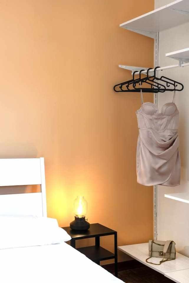 Suite La Montagnola Park 200M Stazione Centrale 博洛尼亚 外观 照片
