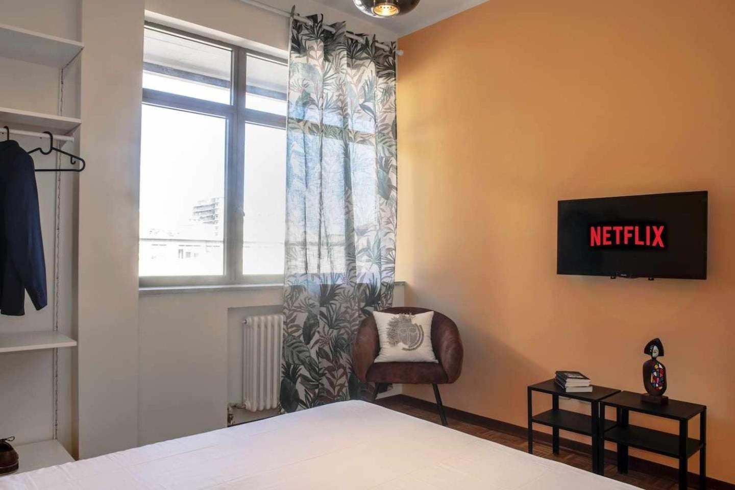 Suite La Montagnola Park 200M Stazione Centrale 博洛尼亚 外观 照片